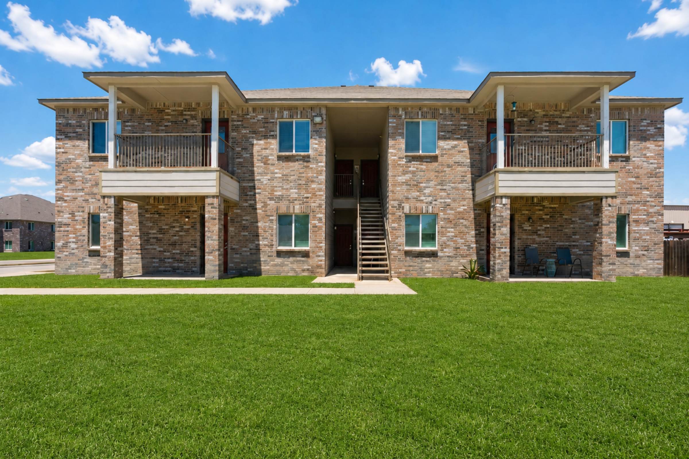 Property main image